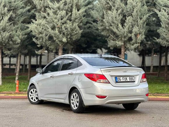  Hyundai Accent Blue 1.6 CRDI Mode Plus 2012 Model Ankara