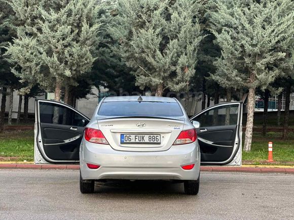  Hyundai Accent Blue 1.6 CRDI Mode Plus 2012 Model Ankara