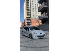 Sahibinden Peugeot 207 1.4 HDi Trendy 2008 Model  250.000 km Beyaz