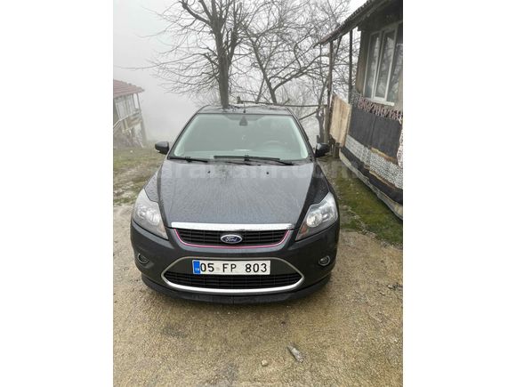Sahibinden Ford Focus 1.6 Titanium 2009 Model 