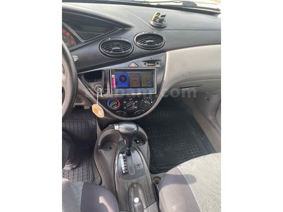 Sahibinden Ford Focus 1.6 Ghia 2001 Model