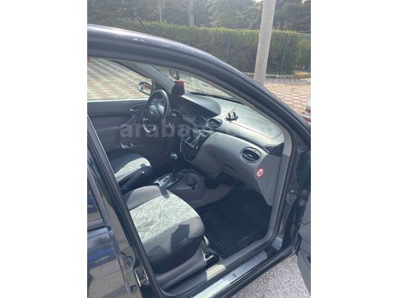 Sahibinden Ford Focus 1.6 Ghia 2001 Model