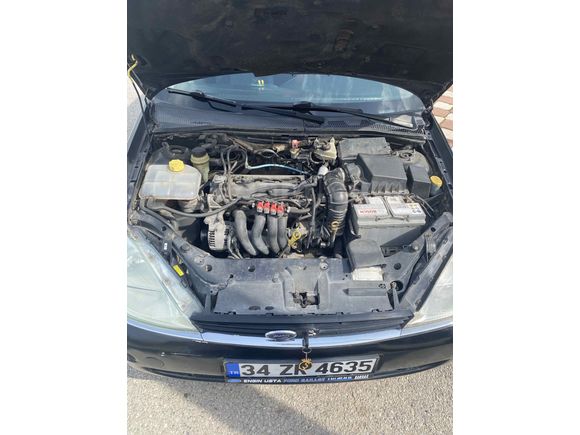 Sahibinden Ford Focus 1.6 Ghia 2001 Model