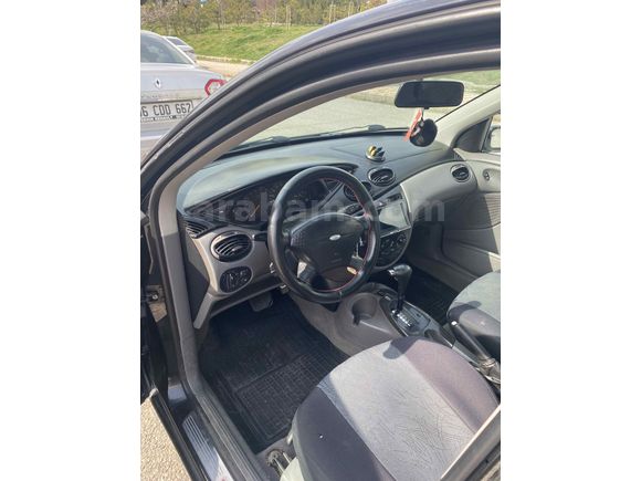 Sahibinden Ford Focus 1.6 Ghia 2001 Model