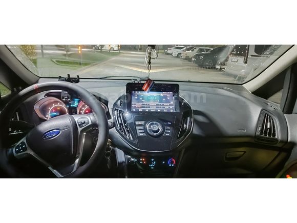 Sahibinden Ford B-Max 1.4 Titanium 2013 Model  138.000 km Beyaz
