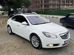 2013 MODEL 2.0 İNSİGNİA  4X4 EN DOLU PAKET SUNROOF & DERİ KOLTUK YOK YOK
