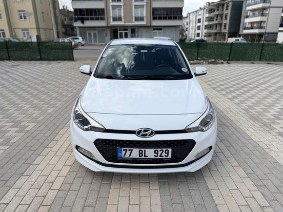 2017 MODEL HYUNDAİ İ20 CRDİ STYLE PAKET HATASIZ ORJİNAL