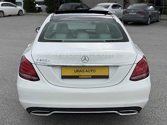 MERCEDES C200 D 67000 km