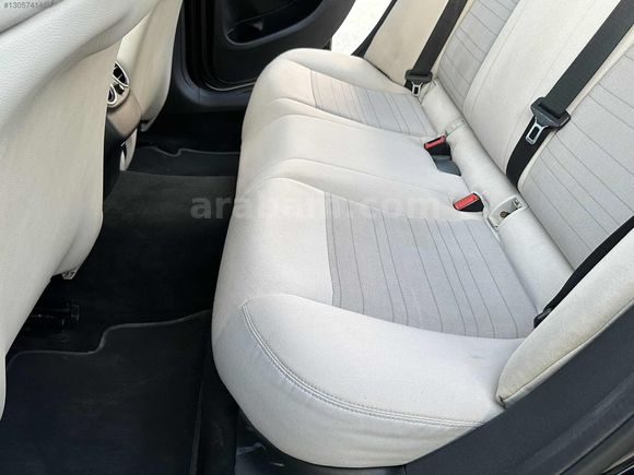 2015 MODEL C200D BLUETEC STYLE DEGİŞENSİZ K.KARTA TAKSİT