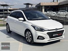 BERTA - 2019 MODEL HYUNDAİ İ20 1.4MPI STYLE CAM TAVAN 49.750 KM