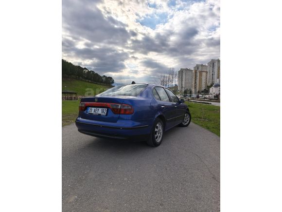 Sahibinden Seat Toledo 1.8 Signo 2000 Model