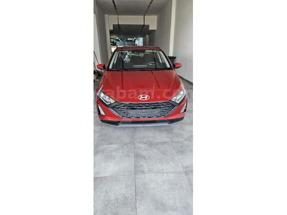 Sahibinden 2025 model 2.500 km de Hyundai i20 1.2 MPI Jump