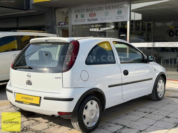OTOMERKEZİ ESKİŞEHİR DEN 2006 MODEL OPEL CORSA