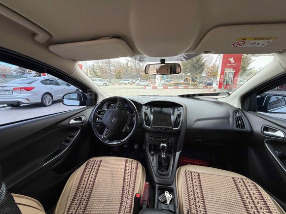 Galeriden Ford Focus 1.6 TDCi Trend X 2017 Model Van