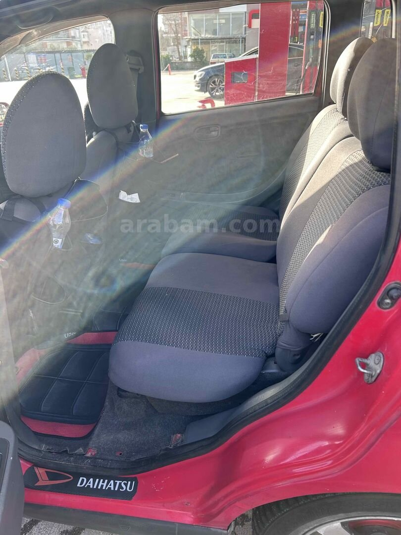 Sahibinden Daihatsu YRV 1.3 2002 Model Antalya 290.000 km Kırmızı 6