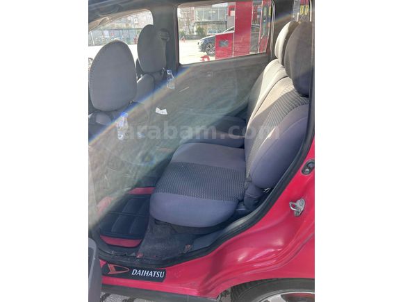 Sahibinden Manuel Daihatsu YRV 1.3 2002 Model 