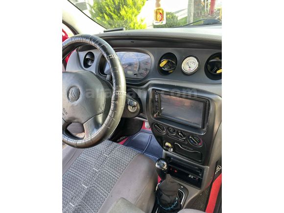 Sahibinden Manuel Daihatsu YRV 1.3 2002 Model 