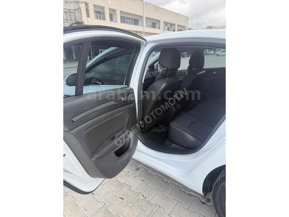 ÖZDEN OTOMOTİV'DEN RENAULT MEGANE 1.5 BLU DCI TOUCH EDC