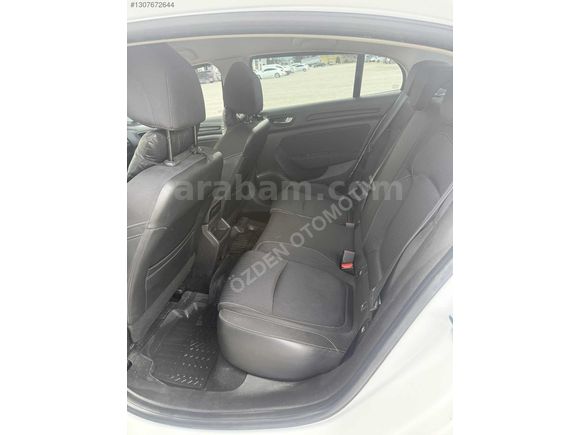 ÖZDEN OTOMOTİV'DEN RENAULT MEGANE 1.5 BLU DCI TOUCH EDC