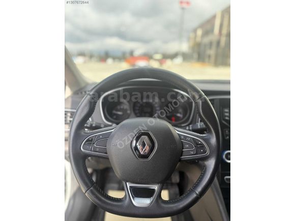 ÖZDEN OTOMOTİV'DEN RENAULT MEGANE 1.5 BLU DCI TOUCH EDC