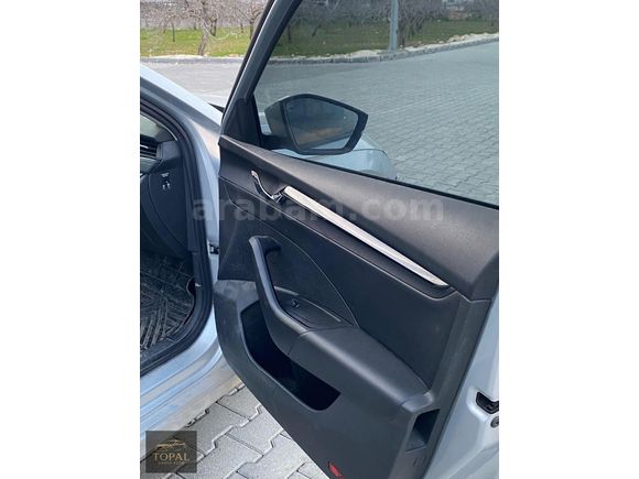 TOPAL GROUP AUTO'DAN BOYASIZ 97 BİNDE OCTAVİA !!!