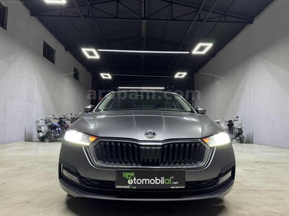 OTOMOBİL AL.. 2024 SKODA OCTAVİA 1.0 ELİTE BOYASIZ DEĞİŞENSİZ