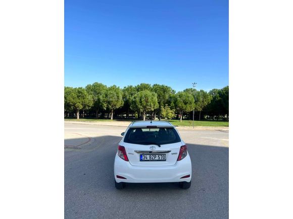 Sahibinden Toyota Yaris 1.33 Cool 2013 Model Muğla 135.000 km Beyaz