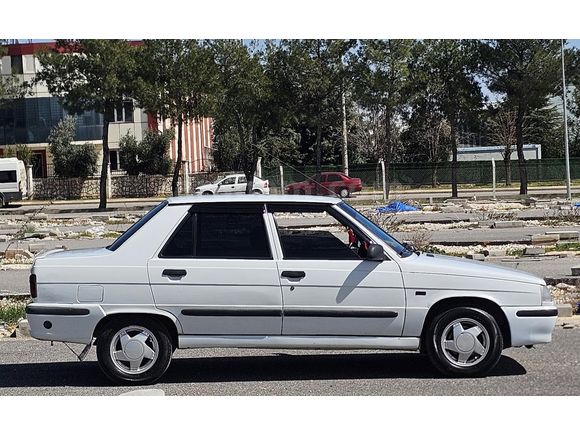 Sahibinden Renault R 9 1.4 Broadway RNİ 2000 Model