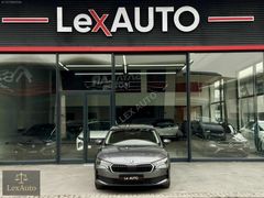 "LexAUTO" 2025 SKODA OCTAVİA 1.5 MHEV ELİTE HATASIZ BOYASIZ