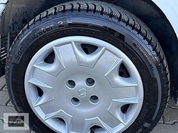 /YAŞAR AUTO/ HATASIZ TEK PARÇA BOYALI KLİMALI MEGAN1