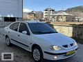 /YAŞAR AUTO/ HATASIZ TEK PARÇA BOYALI KLİMALI MEGAN1