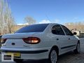/YAŞAR AUTO/ HATASIZ TEK PARÇA BOYALI KLİMALI MEGAN1