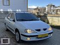 /YAŞAR AUTO/ HATASIZ TEK PARÇA BOYALI KLİMALI MEGAN1