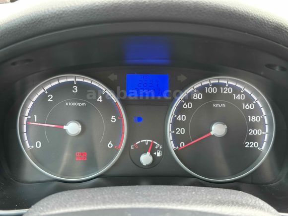 MEMURDAN 2010 HYUNDAİ ACCENT ERA 1.5CRDİ SELECT