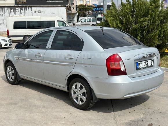MEMURDAN 2010 HYUNDAİ ACCENT ERA 1.5CRDİ SELECT