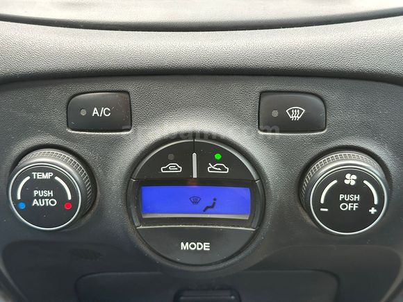 MEMURDAN 2010 HYUNDAİ ACCENT ERA 1.5CRDİ SELECT