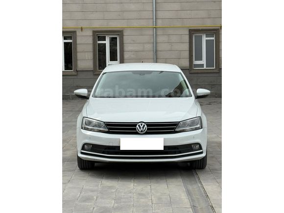 HATASIZ AYARINDA DÜŞÜK KM KUSURSUZ TEMİZLİKTE JETTA