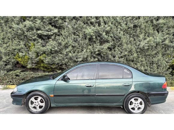 Otomatik Avensis