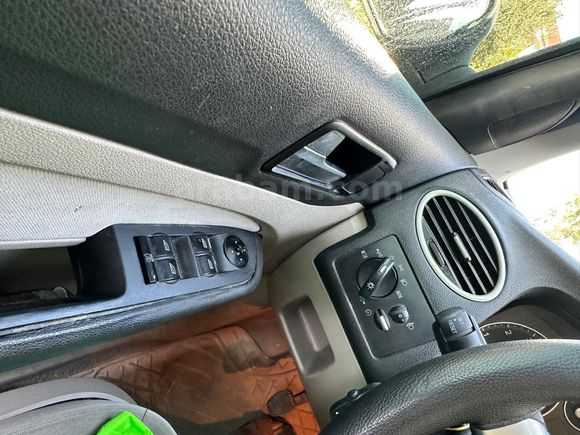 Sahibinden Ford Focus 1.6 Ghia 2006 Model