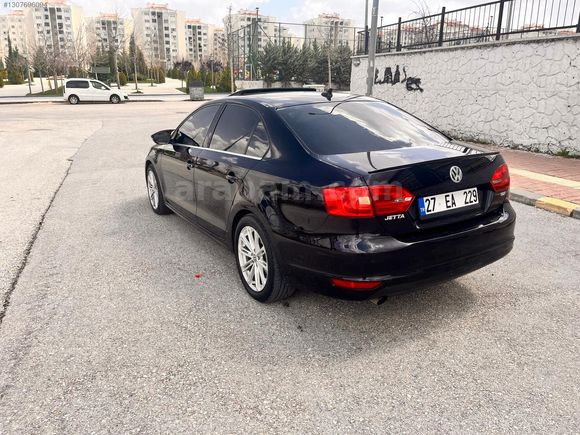 2011 JETTA 1.6TDI HIGHLİNE SANRUFLU