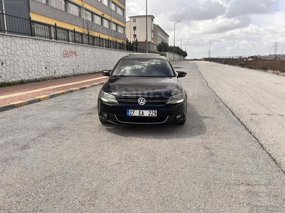 2011 JETTA 1.6TDI HIGHLİNE SANRUFLU