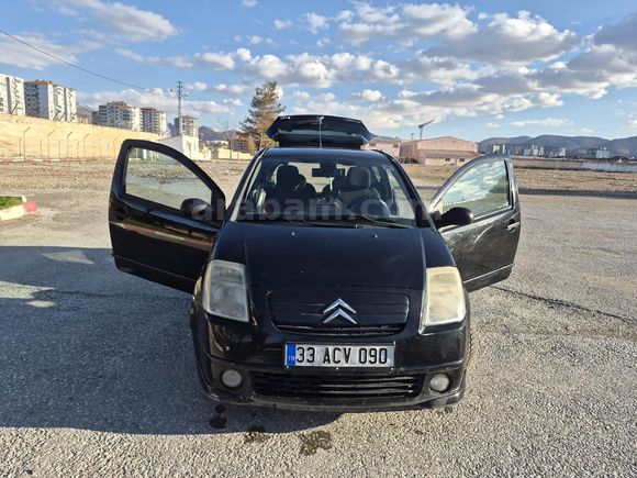 Kadın memurdan düşük kmli Citroen C2 1.6 VTR 2007 Model