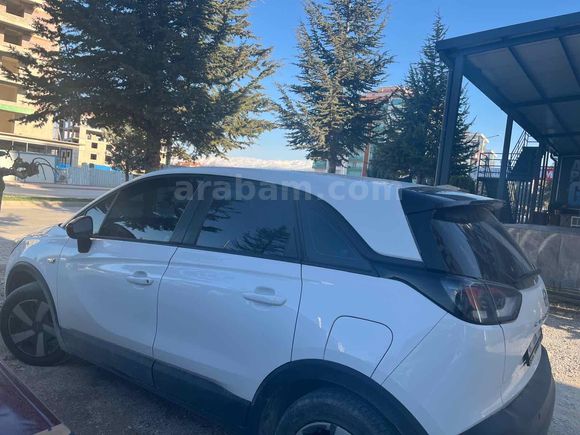 Sahibinden Opel Crossland 1.2 T Essential 2024 Model 