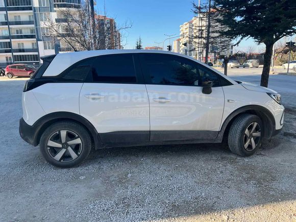 Sahibinden Opel Crossland 1.2 T Essential 2024 Model 