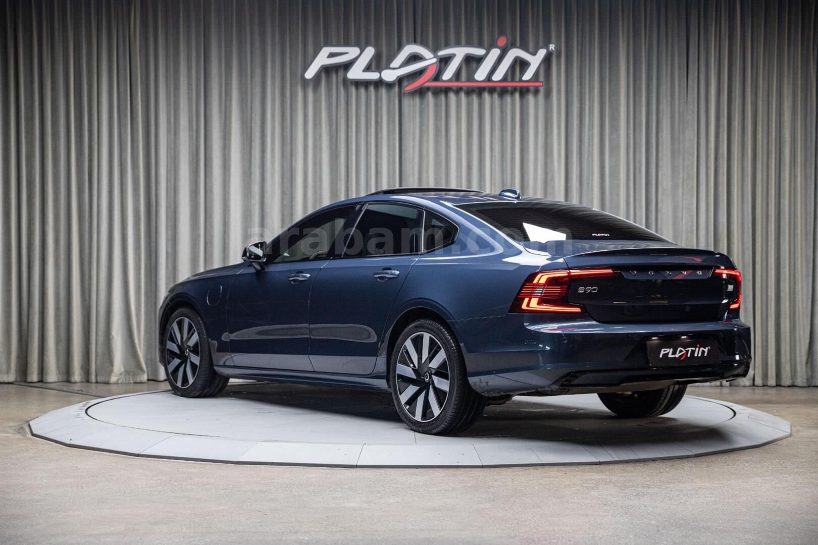 Galeriden Volvo S90 2.0 T8 Recharge Plus Dark 2024 Model İstanbul 34.043 km Mavi 4