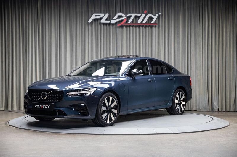 Galeriden Volvo S90 2.0 T8 Recharge Plus Dark 2024 Model İstanbul 34.043 km Mavi