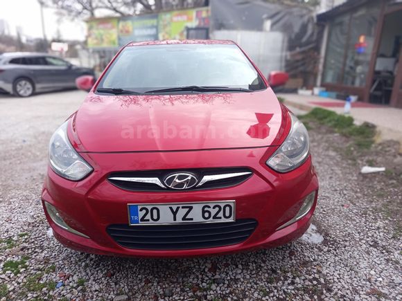Sahibinden Hyundai Accent Blue 1.4 CVVT Mode Plus 2012 Model