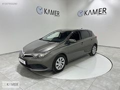 KAMER DEN 2016 MODEL TOYOTA AURİS 1.33 LİFE BENZİN MANUEL