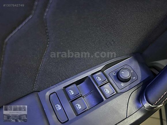 2025 MODEL CUPRA FORMENTOR 6.500 KM DE BOYASIZ CAM TAVAN 19 JANT