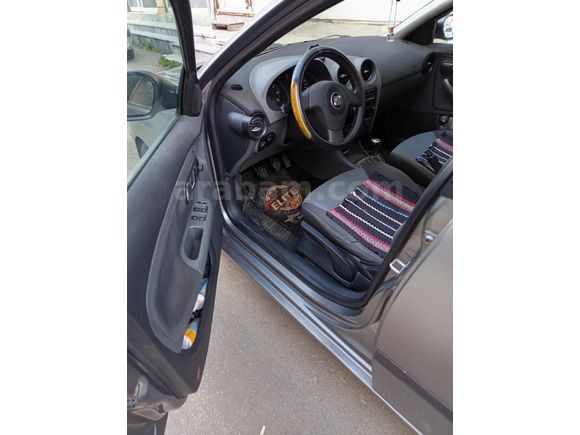 Sahibinden Seat Ibiza 1.4 TDI Reference 2005 Model  237.000 km Gri